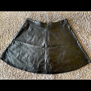 Iris black mini skirt